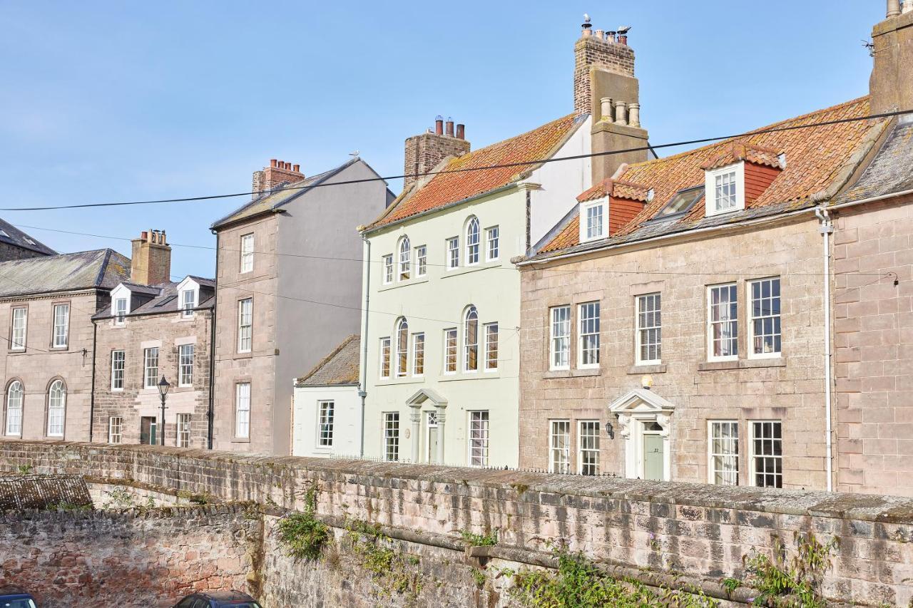 River View: Characterful Townhouse, Stunning Views Holiday home Berwick Upon Tweed